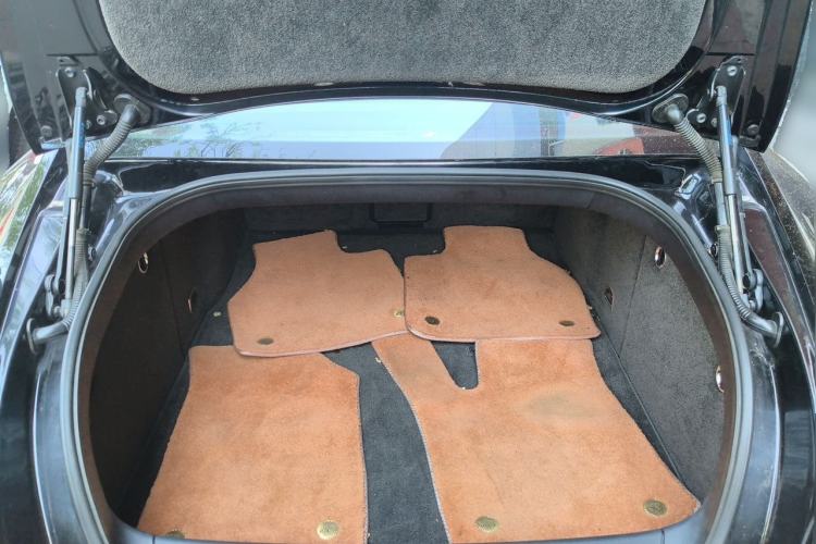 Used Bentley Flying Spur  Trunk