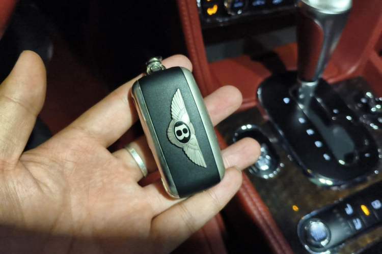 Used Bentley Flying Spur 2017 4.0T V8 S Standard Edition Vehicle Key