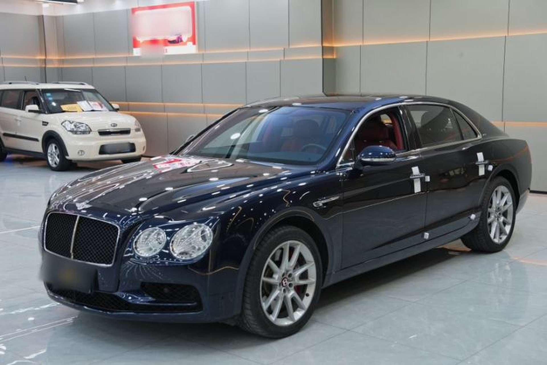 Used Bentley Flying Spur 2017 4.0T V8 S Standard Edition Front Left 45 Deg