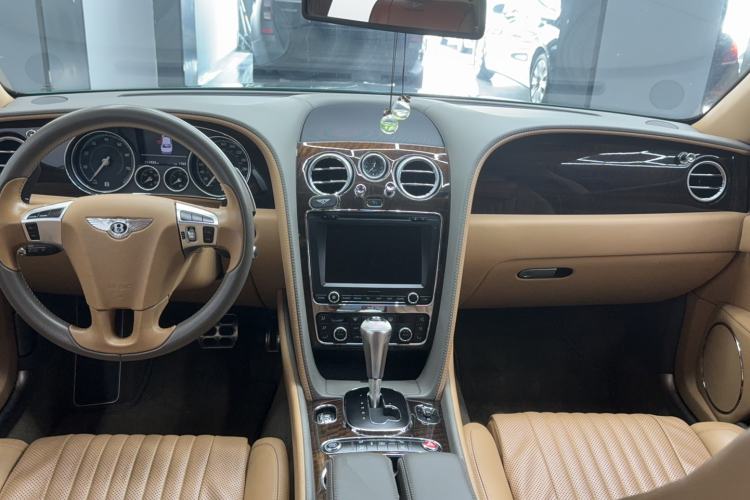 Used Bentley Flying Spur 2017 4.0T V8 S Standard Edition Interior 3
