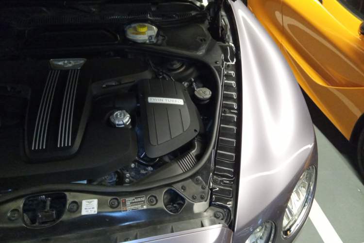 Used Bentley Flying Spur 2017 4.0T V8 S Standard Edition Engine Bay Left