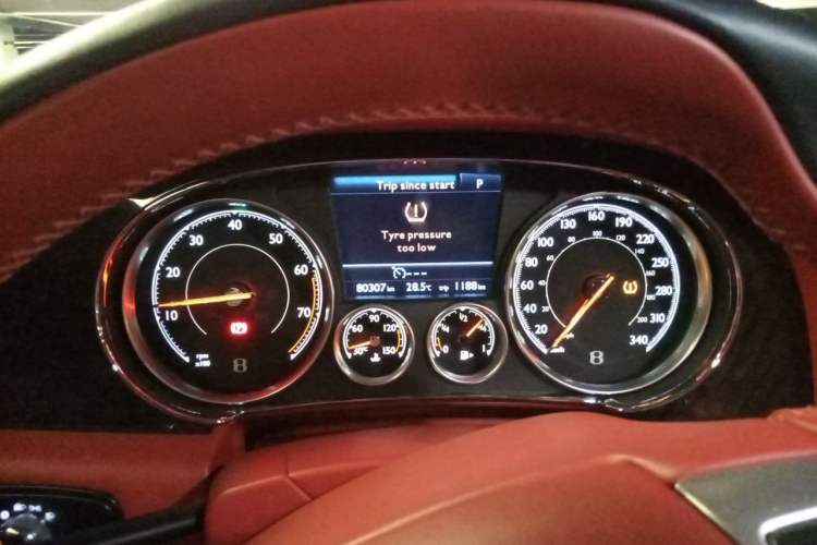 Used Bentley Flying Spur 2017 4.0T V8 S Standard Edition Instrument Cluster