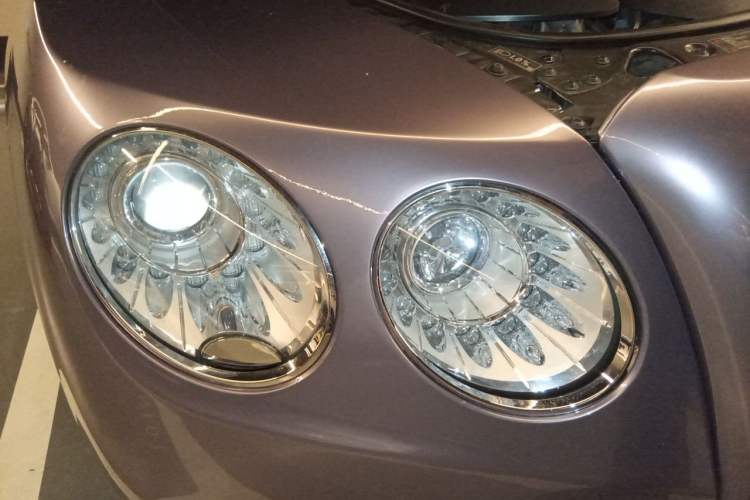 Used Bentley Flying Spur 2017 4.0T V8 S Standard Edition Right Front Headlight