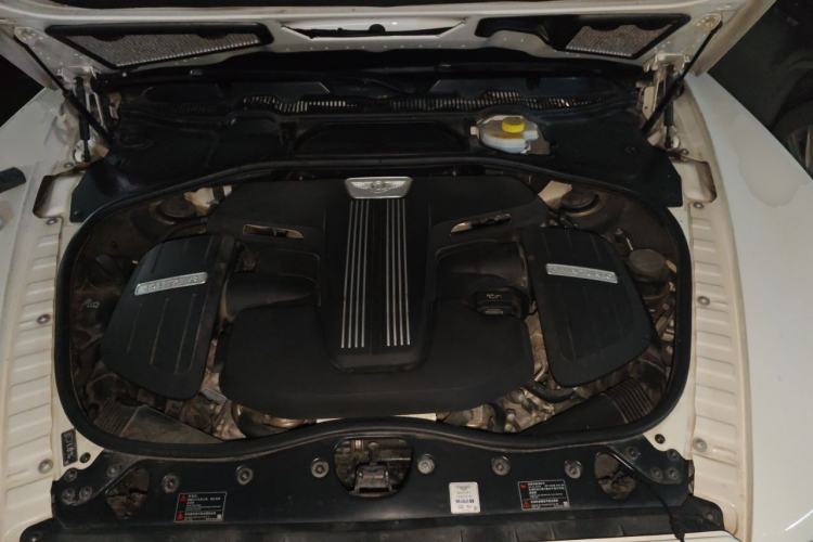 Used Bentley Flying Spur 2017 4.0T V8 Standard Edition Engine Bay