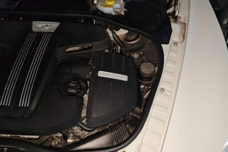 Used Bentley Flying Spur 2017 4.0T V8 Standard Edition Engine Bay Left