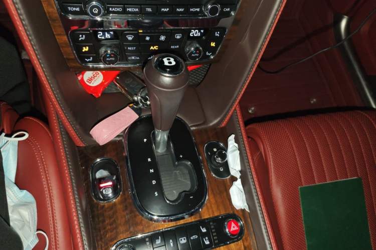 Used Bentley Flying Spur 2017 4.0T V8 Standard Edition Gear Lever