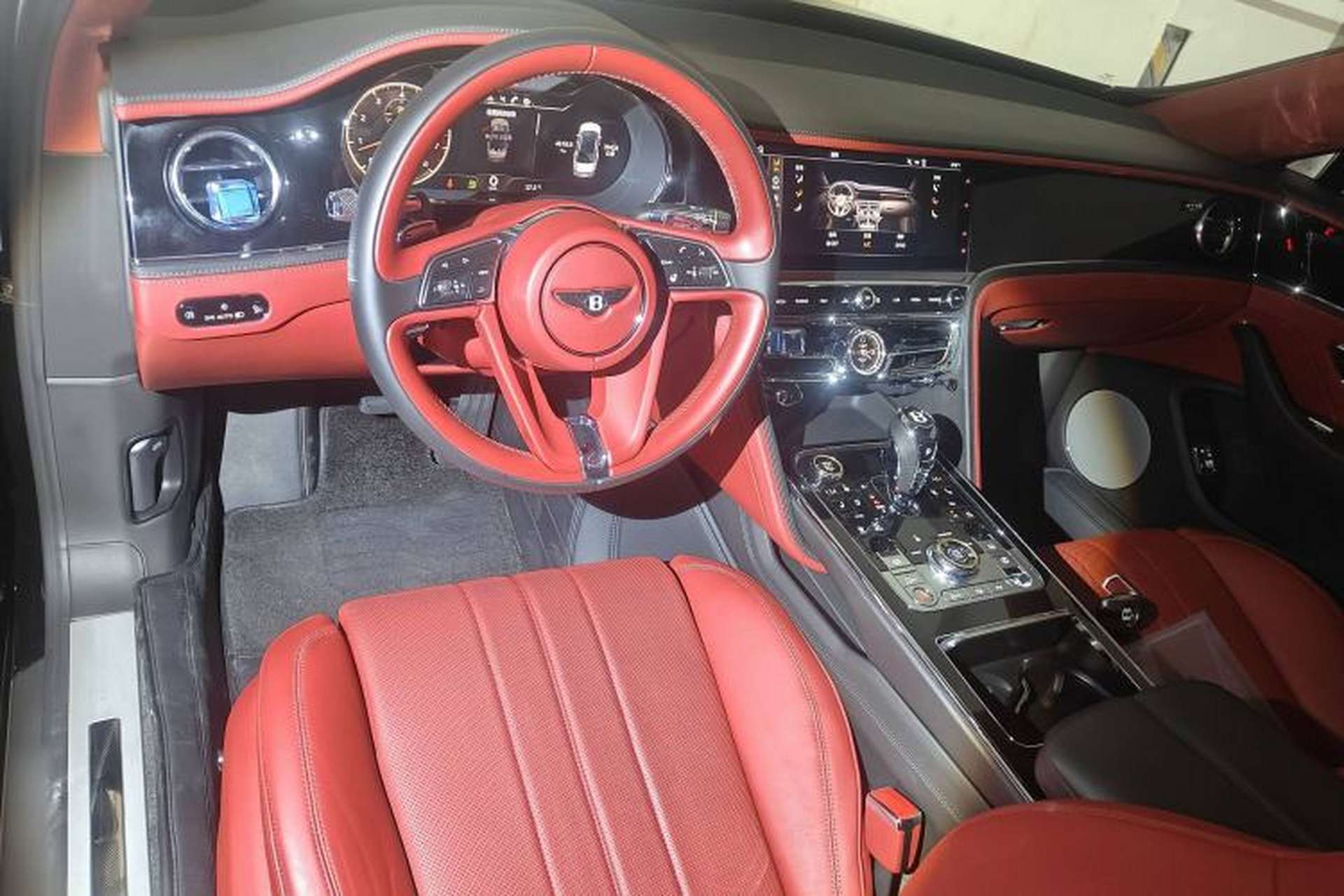 Used Bentley Flying Spur 2020 6.0T W12 Standard Edition Center Console