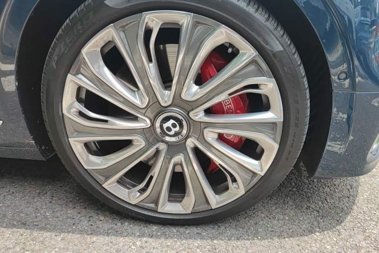 Used Bentley Flying Spur 2020 6.0T W12 Standard Edition Right Front Wheel Hub