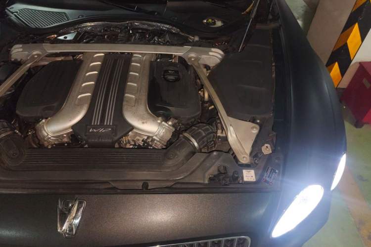 Used Bentley Flying Spur 2020 6.0T W12 Standard Edition Engine Bay Left