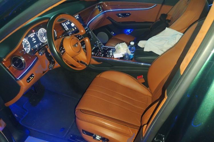 Used Bentley Flying Spur 2020 6.0T W12 Standard Edition Left Front Seat