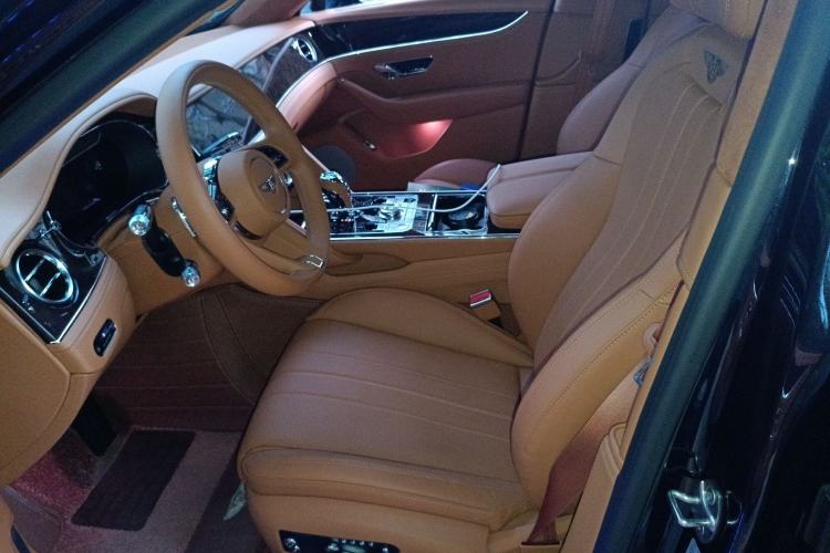 Used Bentley Flying Spur 2021 4.0T V8 Standard Edition Left Front Seat