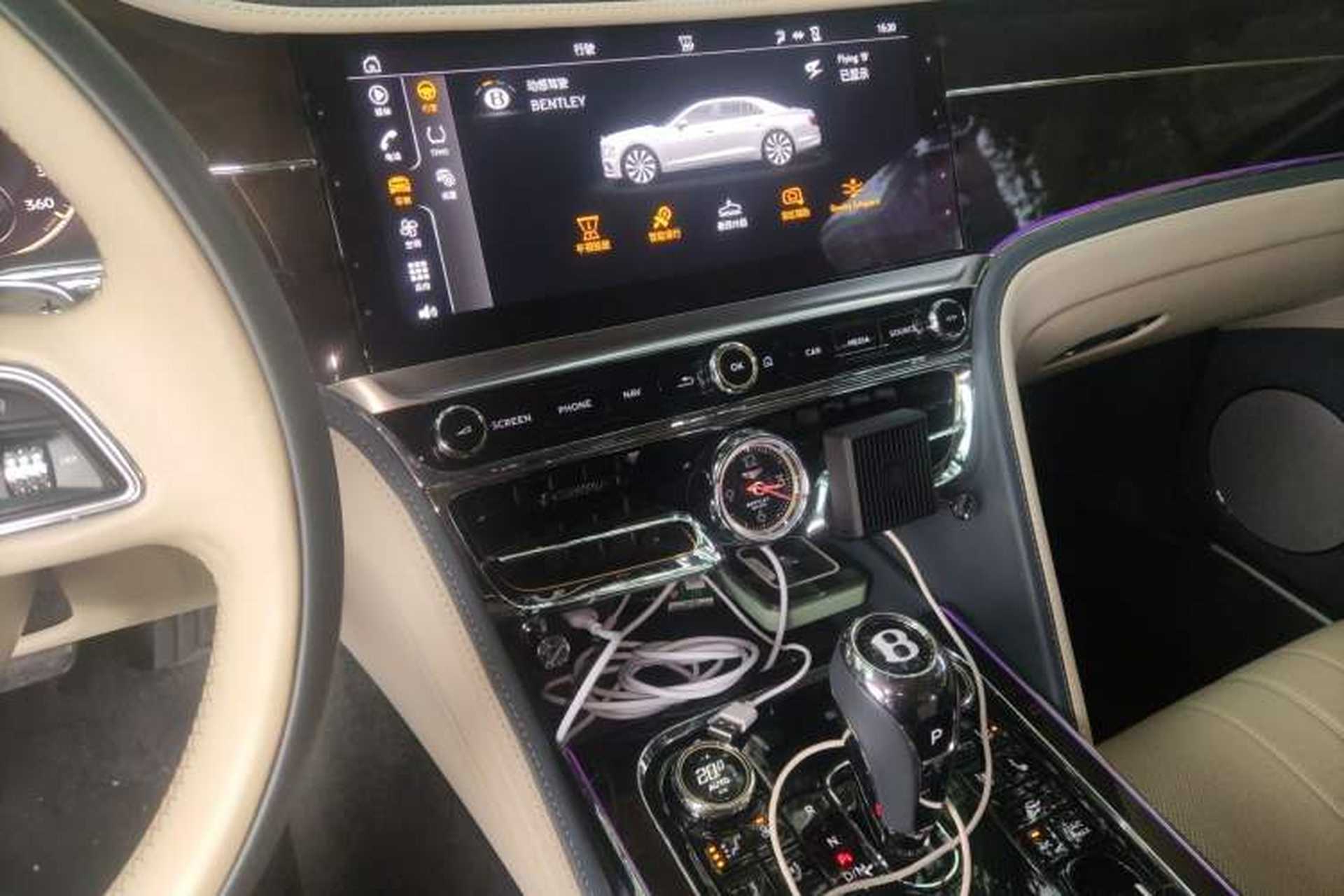 Used Bentley Flying Spur 2021 4.0T V8 Standard Edition Audio And AC Panel
