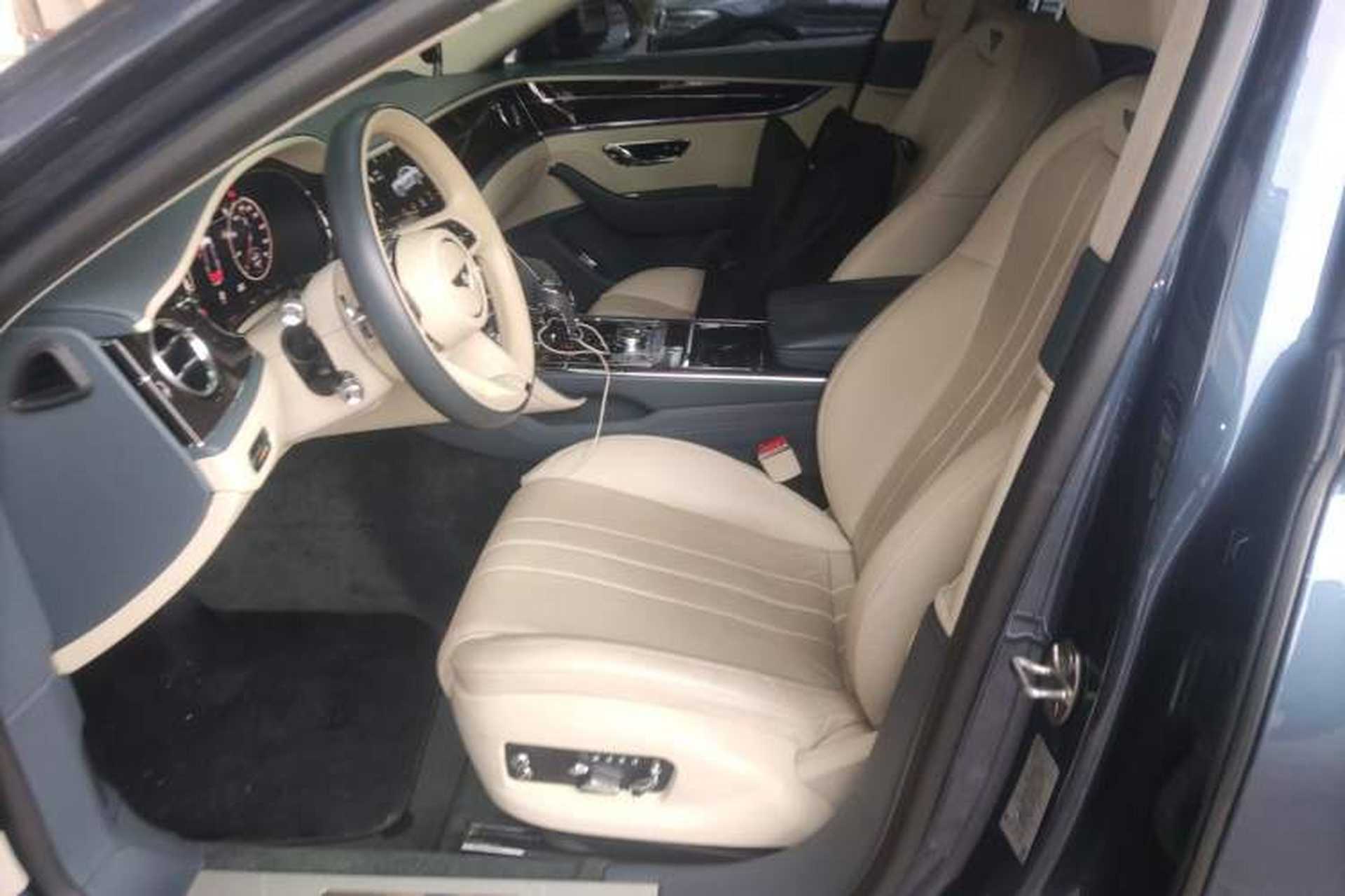 Used Bentley Flying Spur 2021 4.0T V8 Standard Edition Left Front Seat