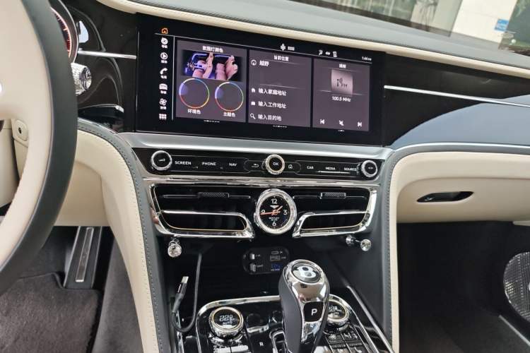 Used Bentley Flying Spur  Audio And AC Panel