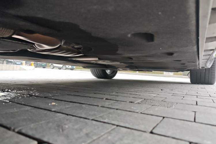 Used Bentley Flying Spur  Chassis Front Left