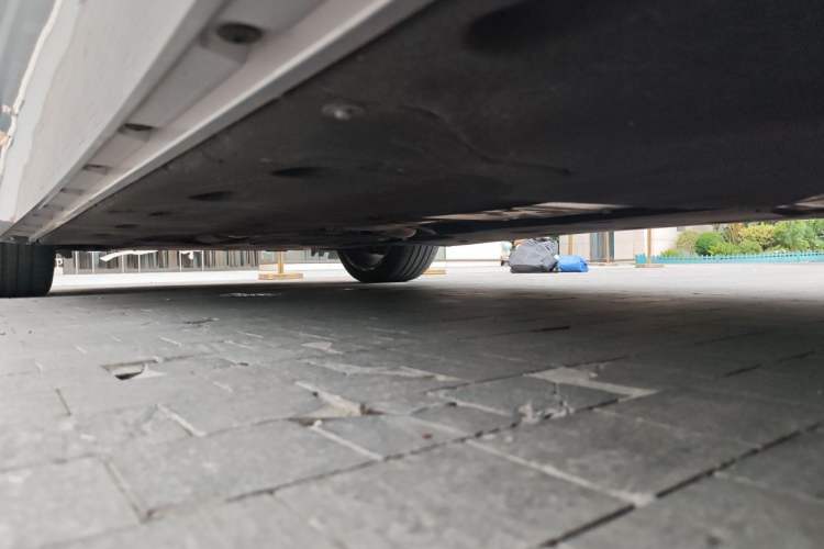 Used Bentley Flying Spur  Chassis Rear Left