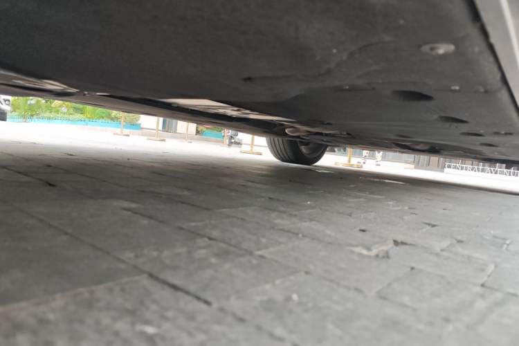 Used Bentley Flying Spur  Chassis Rear Right