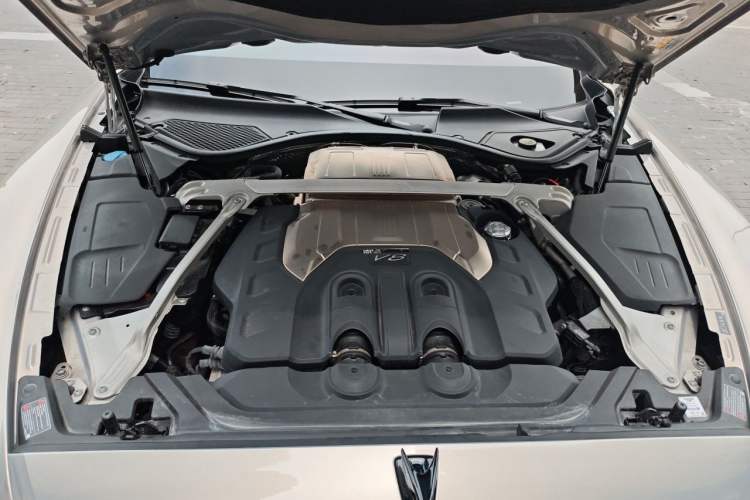 Used Bentley Flying Spur  Engine Bay