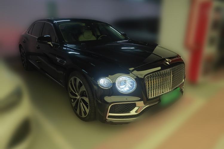 Used Bentley Flying Spur 2022 4.0T V8 Standard Edition Front Right 45 Deg