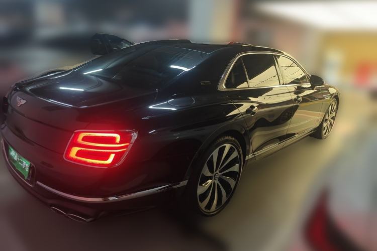 Used Bentley Flying Spur 2022 4.0T V8 Standard Edition Rear Right 45 Deg