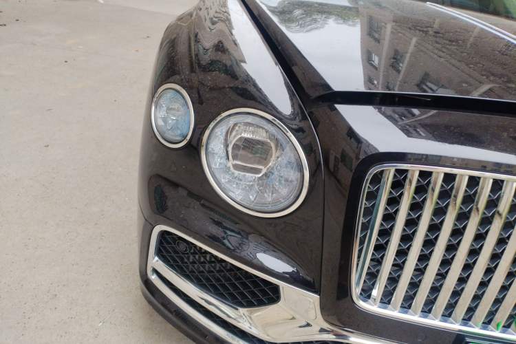 Used Bentley Flying Spur 2022 4.0T V8 Mulliner Right Front Headlight