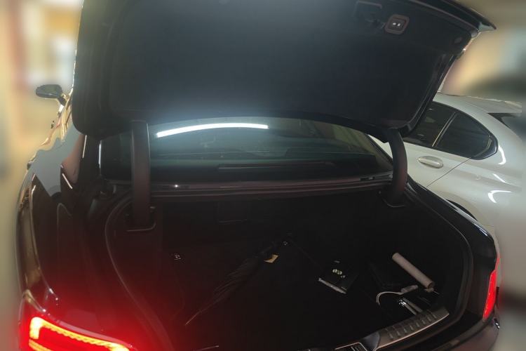 Used Bentley Flying Spur 2022 4.0T V8 Standard Edition Trunk