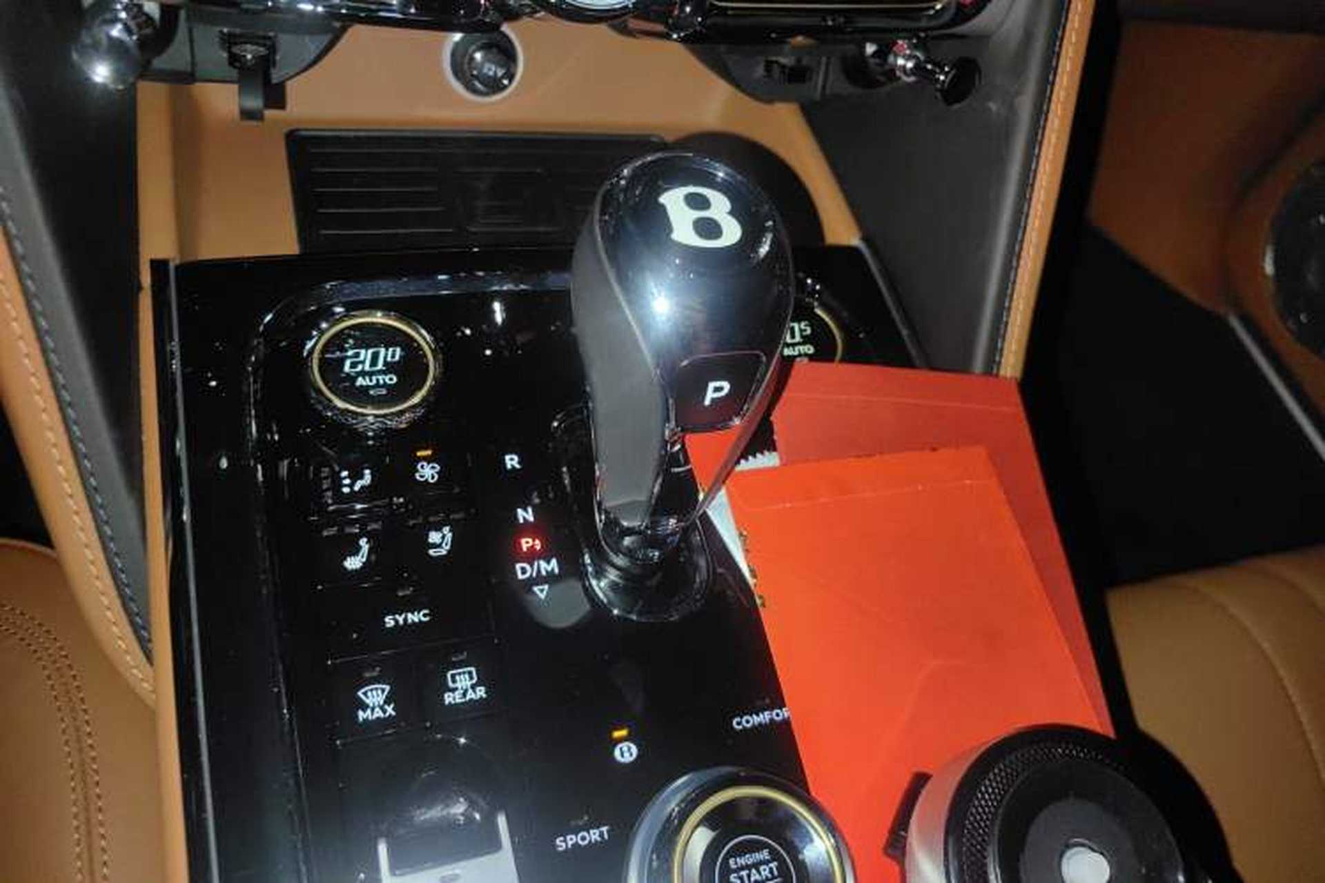 Used Bentley Flying Spur 2022 4.0T V8 Standard Edition Gear Lever