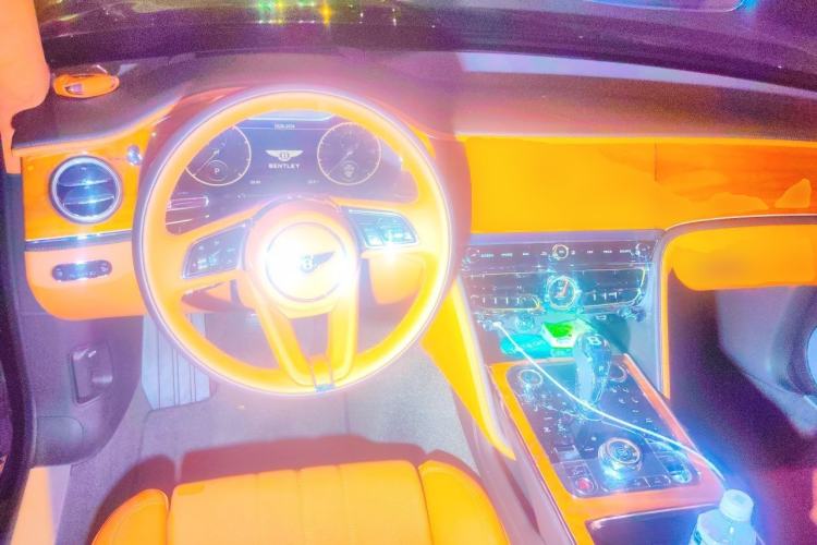 Used Bentley Flying Spur 2023 4.0T V8 S Steering Wheel