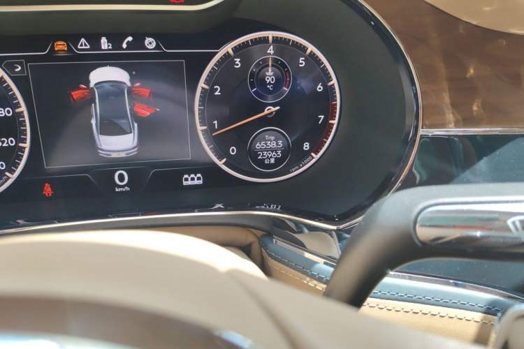 Used Bentley Flying Spur 2023 4.0T V8 S Odometer Close Up