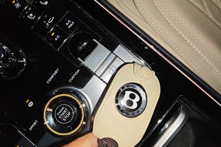 Used Bentley Flying Spur 2024 4.0T V8 Yado Edition Vehicle Key
