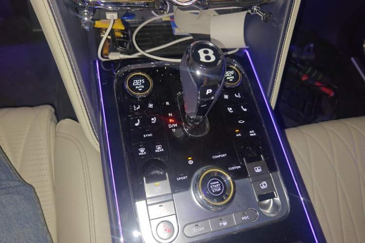 Used Bentley Flying Spur 2024 4.0T V8 Yado Edition Gear Lever