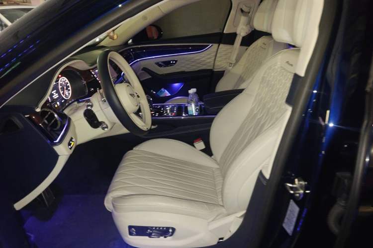 Used Bentley Flying Spur 2024 4.0T V8 Yado Edition Left Front Seat