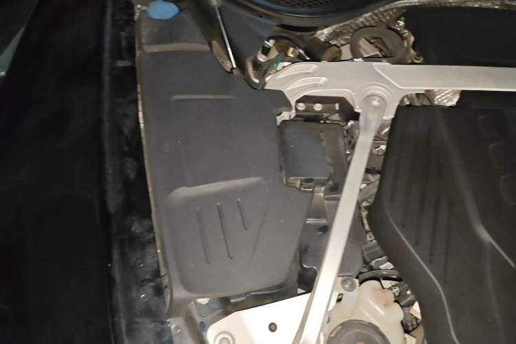 Used Bentley Flying Spur Plug-in Hybrid 2022 2.9T V6 Hybrid Engine Bay Right