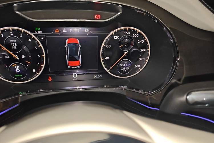 Used Bentley Flying Spur Plug-in Hybrid 2022 2.9T V6 Hybrid Odometer Close Up