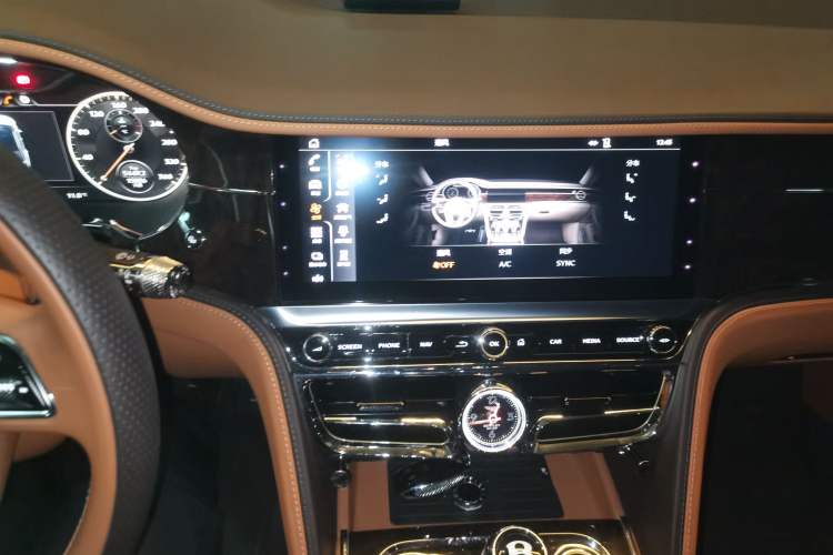 Used Bentley Flying Spur Plug-in Hybrid 2022 2.9T V6 Hybrid Audio And AC Panel