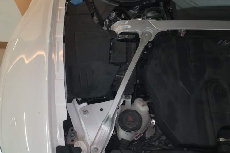 Used Bentley Flying Spur Plug-in Hybrid 2022 2.9T V6 Hybrid Engine Bay Right