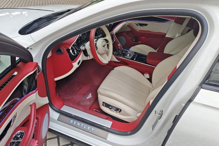 Used Bentley Flying Spur Plug-in Hybrid 2024 2.9T V6 Hybrid Driver Seat