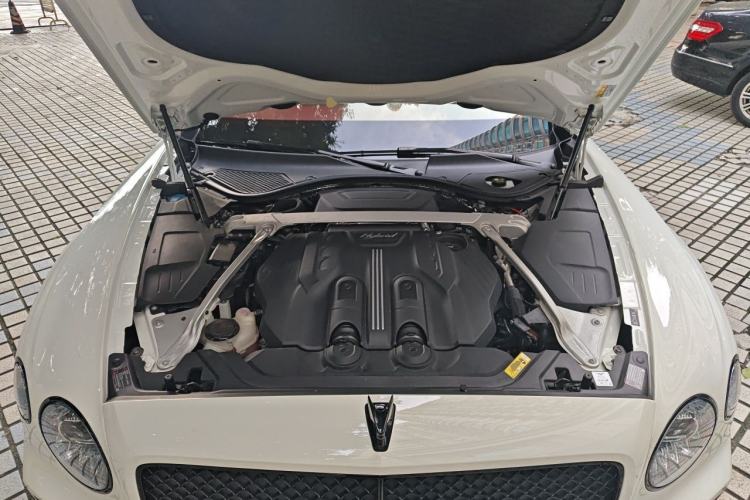Used Bentley Flying Spur Plug-in Hybrid 2024 2.9T V6 Hybrid Engine Bay