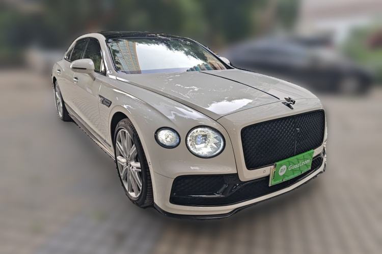Used Bentley Flying Spur Plug-in Hybrid 2024 2.9T V6 Hybrid Front Right 45 Deg