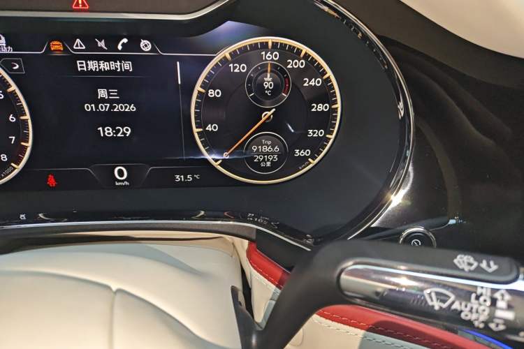 Used Bentley Flying Spur Plug-in Hybrid 2024 2.9T V6 Hybrid Odometer Close Up