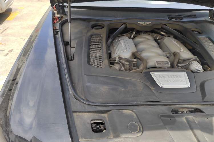 Used Bentley Mulsanne 2011 6.8T Luxury Edition Engine Bay Right