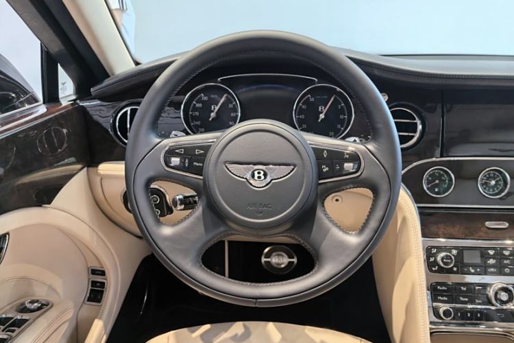 Used Bentley Mulsanne 2011 6.8T Luxury Edition Interior 4