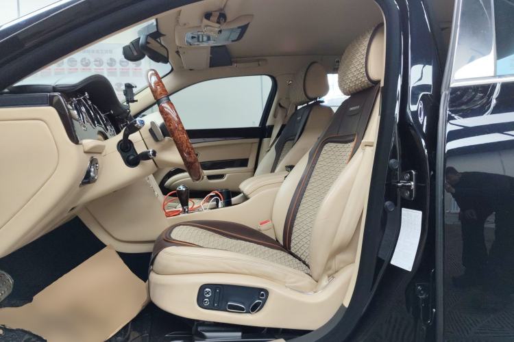 Used Bentley Mulsanne 2011 6.8T Luxury Edition Left Front Seat