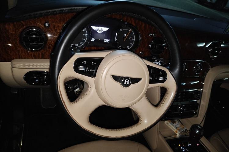 Used Bentley Mulsanne 2011 6.8T Deluxe Edition Steering Wheel