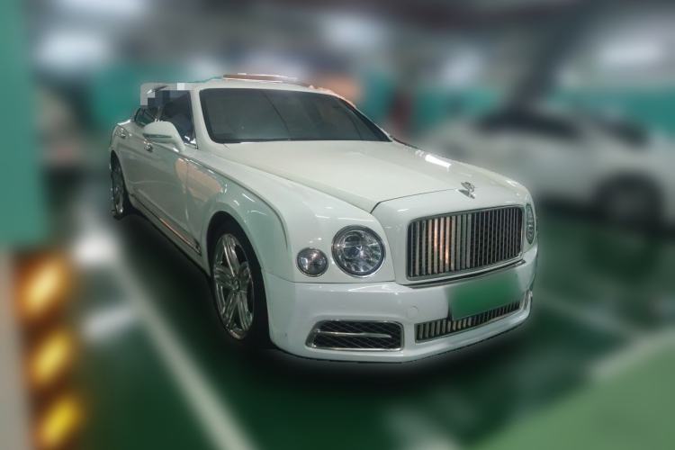 Used Bentley Mulsanne 2011 6.8T Luxury Edition Front Right 45 Deg
