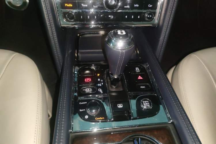 Used Bentley Mulsanne 2011 6.8T Luxury Edition Gear Lever