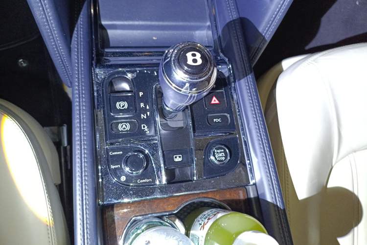 Used Bentley Mulsanne 2011 6.8T Luxury Edition Gear Lever