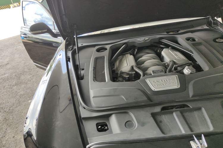 Used Bentley Mulsanne 2013 6.8T Mulliner Special Edition Engine Bay Right