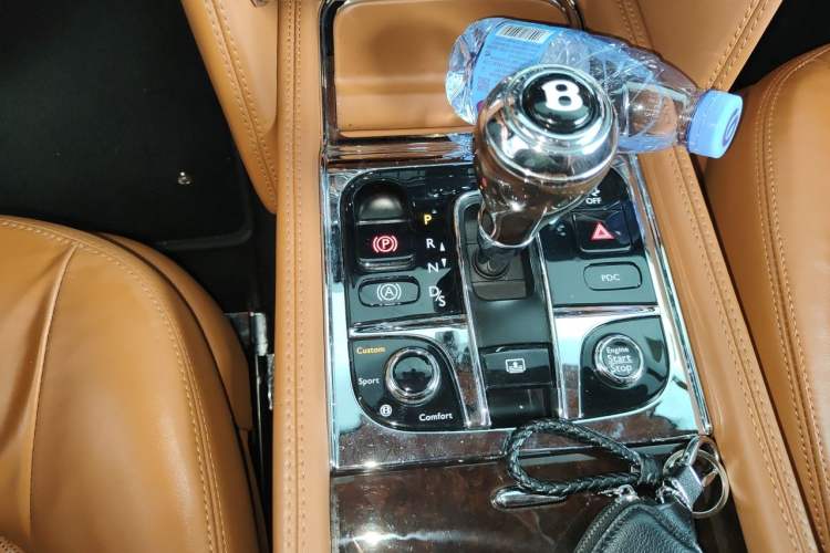 Used Bentley Mulsanne 2013 6.8T Mulliner Special Edition Gear Lever