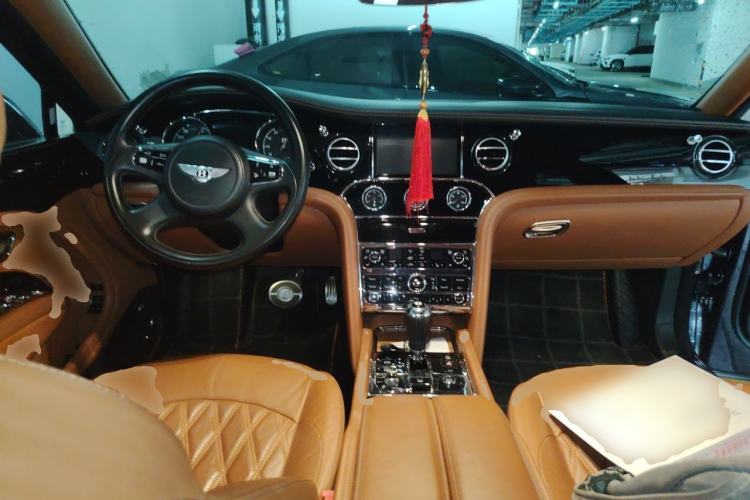 Used Bentley Mulsanne 2017 6.8T Long Wheelbase Version Center Console